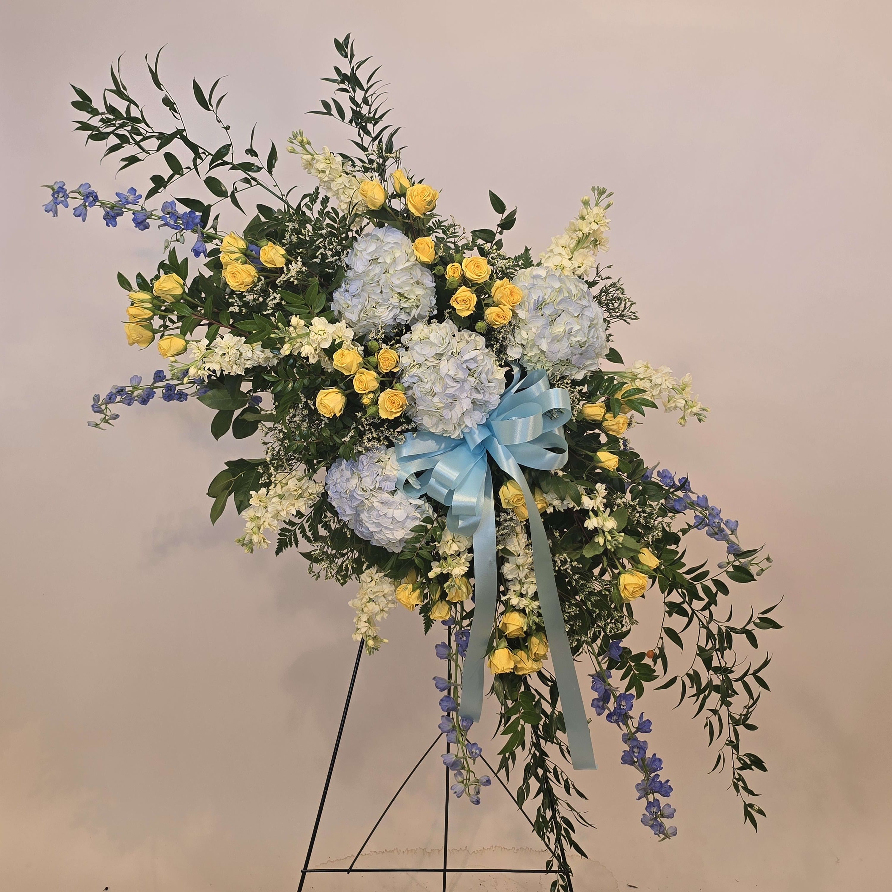 REPOSEFUL STANDING SPRAY