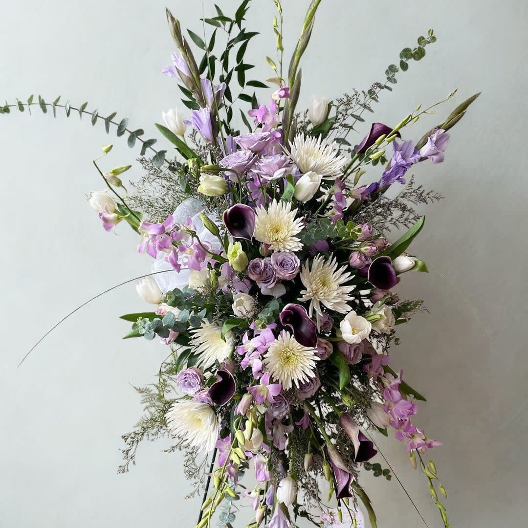 Loving Prayers Standing Spray