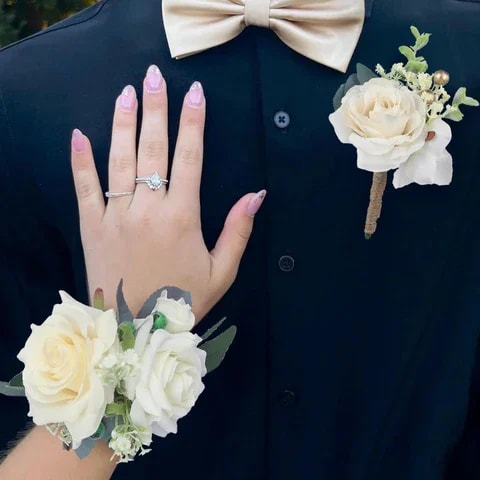 Boutonniere & Corsage Combo