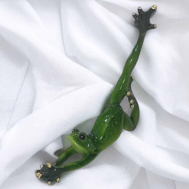 Ceramic Yoga Frog Flower Bouquet