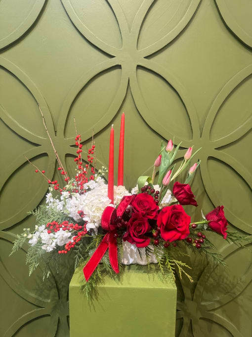 Merry & Bright Flower Bouquet