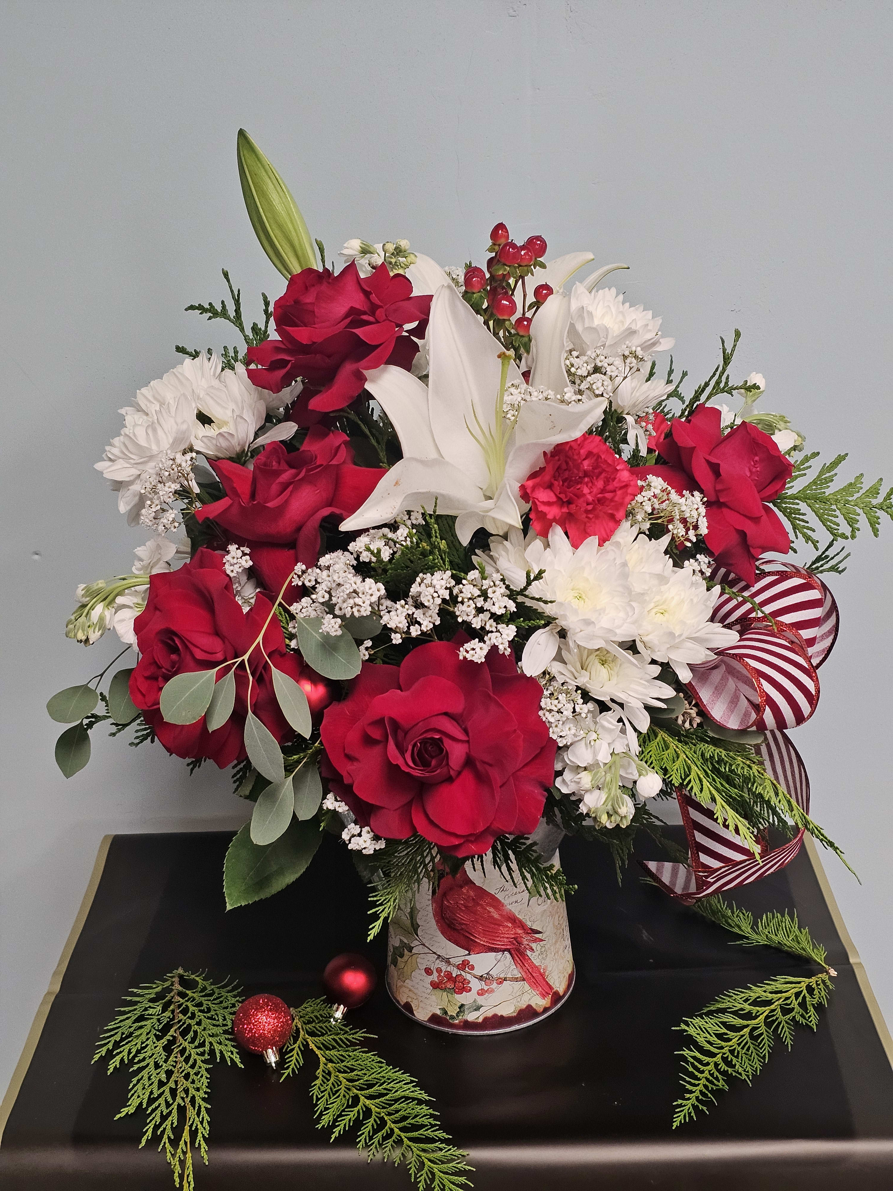Festive Cardinal Bouquet