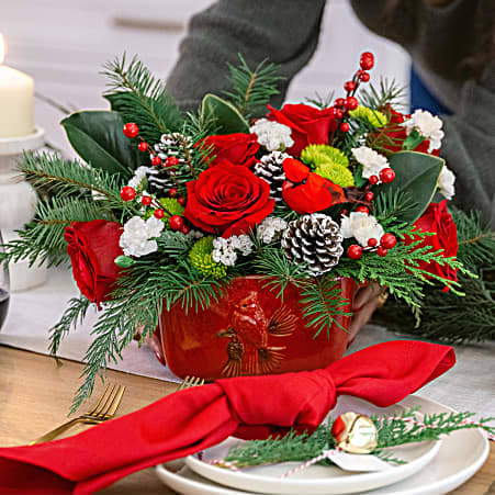 Classic Cardinal Centerpiece Flower Bouquet