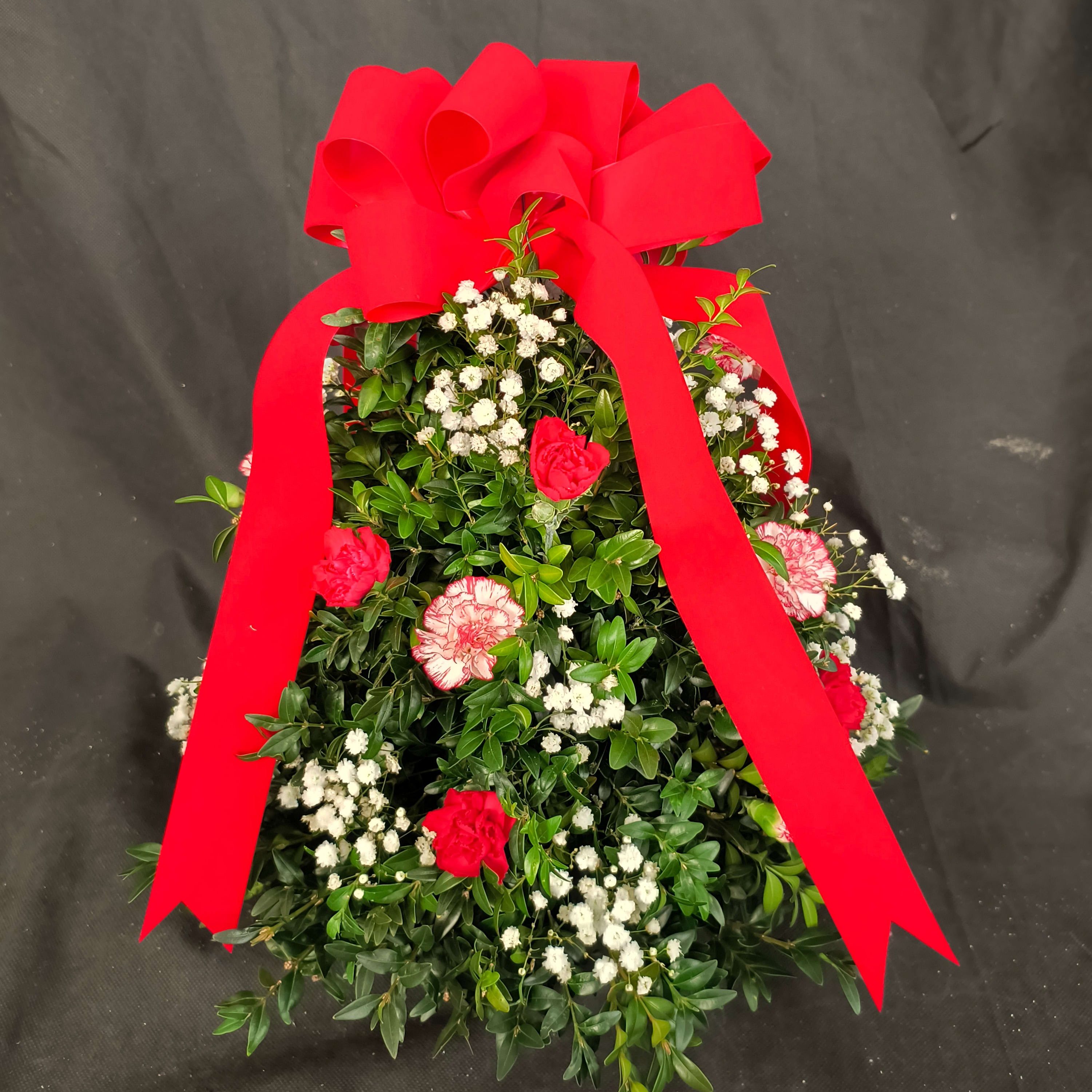 Holly Jolly Christmas Tree