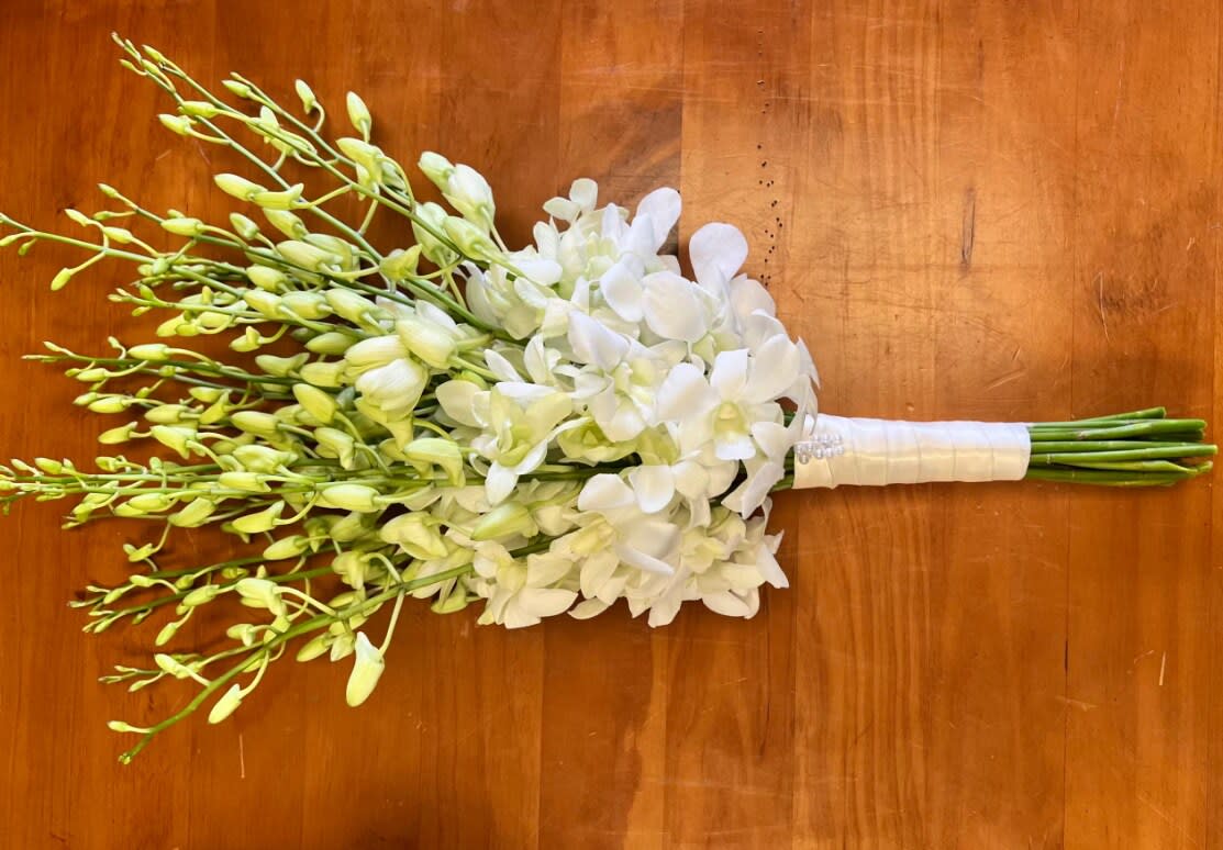 Bridal bouquet by Tropical Arrangements, Randallstown MD