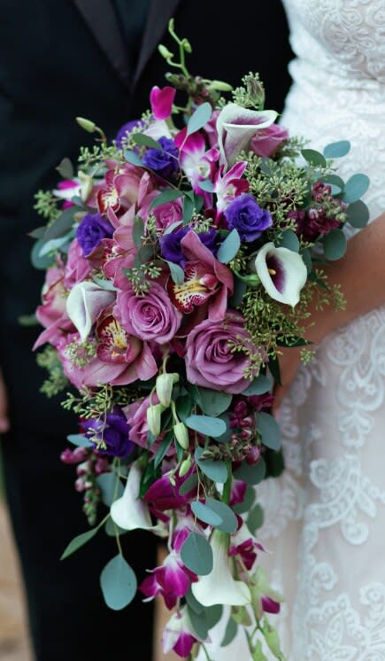 Bridal bouquet by Tropical Arrangements, Randallstown MD