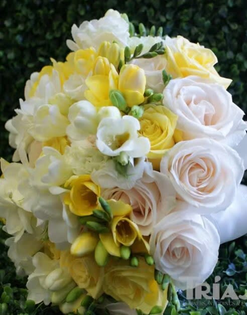 Bridal bouquet by Tropical Arrangements, Randallstown MD