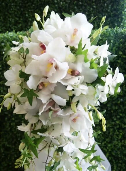 Bridal bouquet by Tropical Arrangements, Randallstown MD