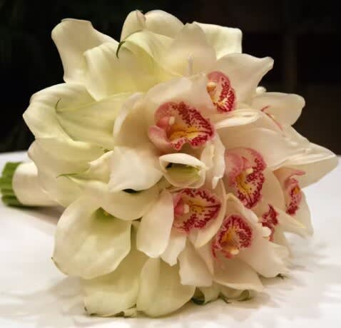 Bridal bouquet by Tropical Arrangements, Randallstown MD