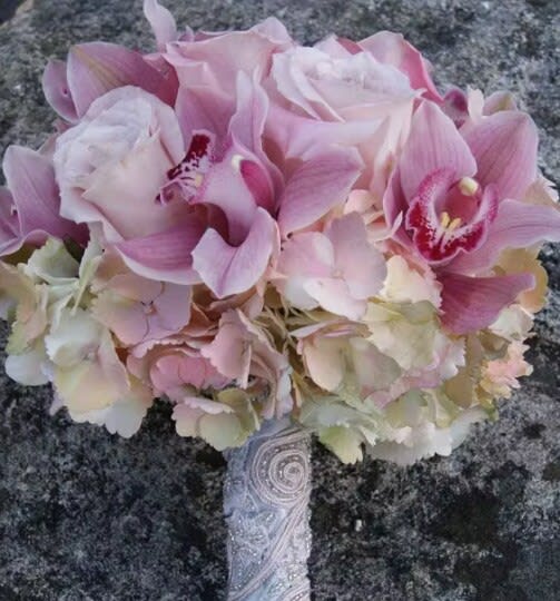 Bridal bouquet by Tropical Arrangements, Randallstown MD