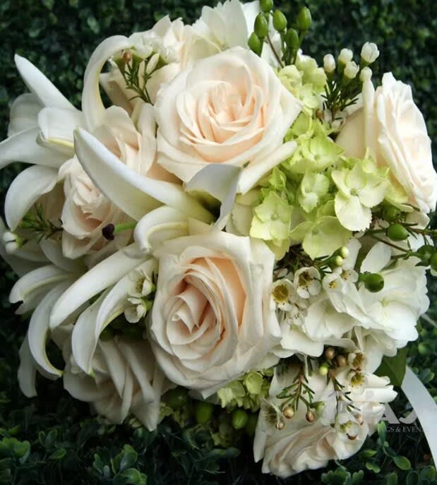 Bridal bouquet by Tropical Arrangements, Randallstown MD