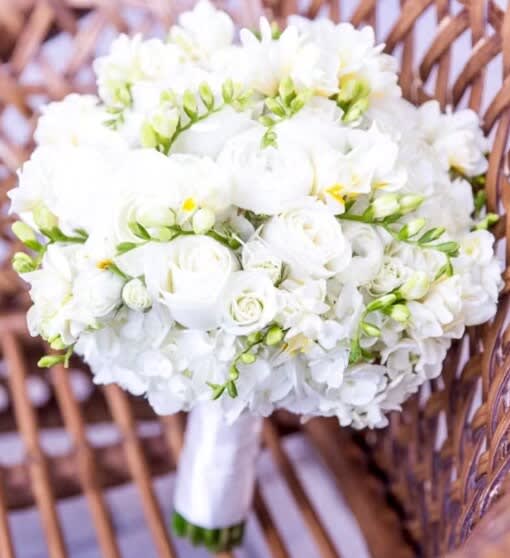 Bridal bouquet by Tropical Arrangements, Randallstown MD