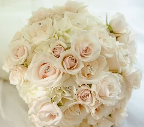Bridal bouquet by Tropical Arrangements, Randallstown MD
