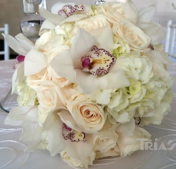 Bridal bouquet by Tropical Arrangements, Randallstown MD