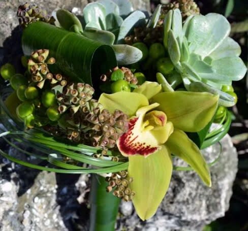 Bridal bouquet by Tropical Arrangements, Randallstown MD