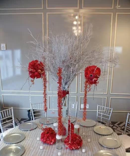Tall wedding centerpiece by Tropical Arrangements, Randallstown MD