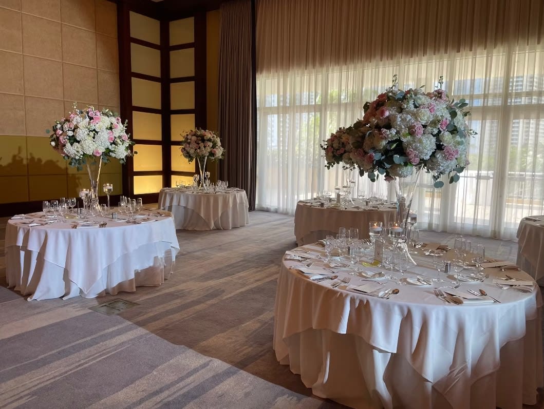 Tall wedding centerpiece by Tropical Arrangements, Randallstown MD