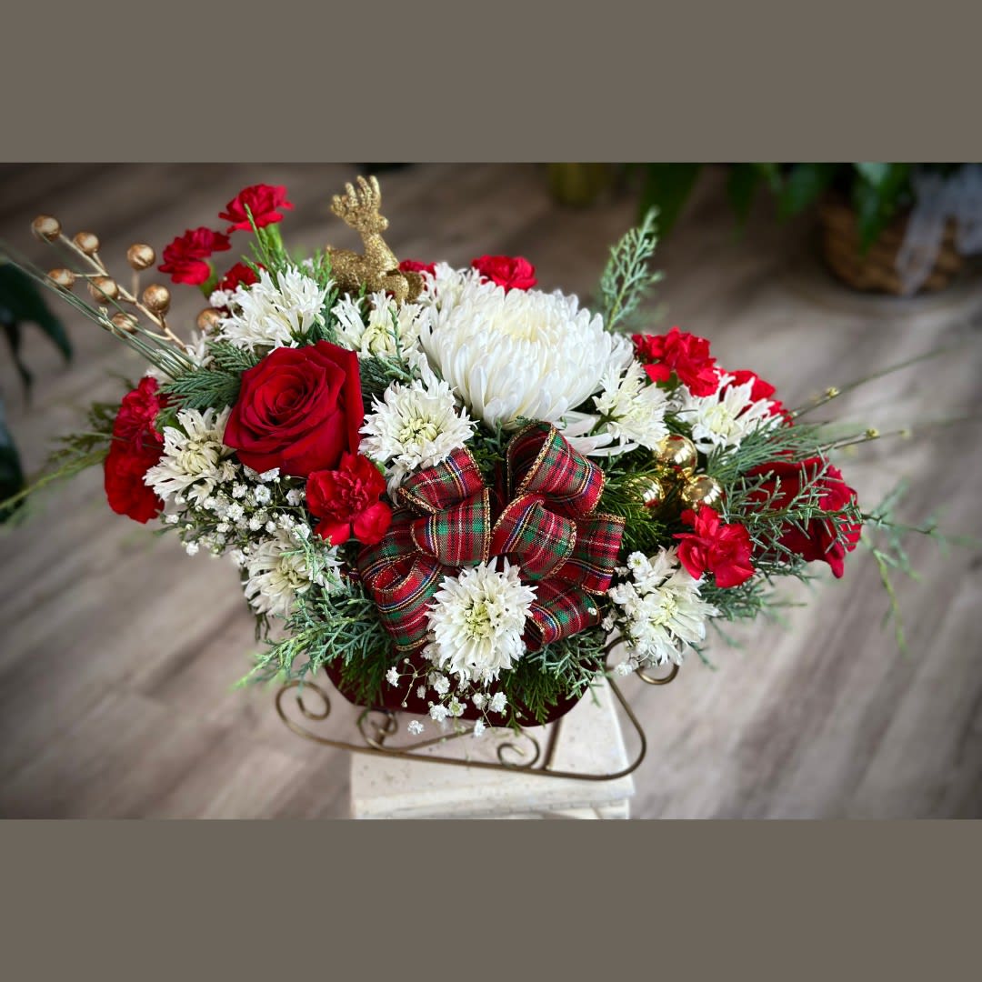 Sleigh Centerpiece