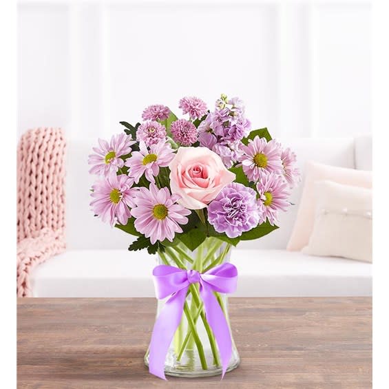 Daydream Bouquet In Clear Vase