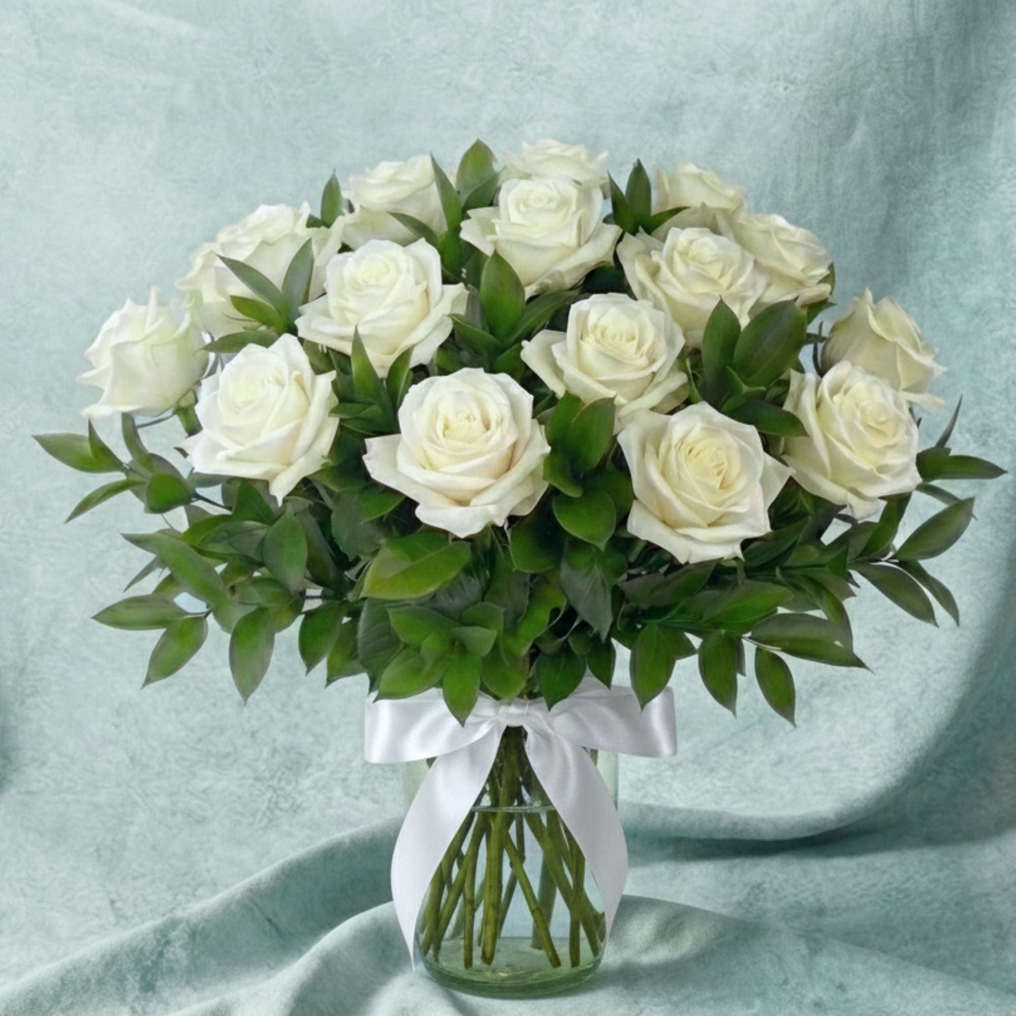 ELEGANCE WHITE Flower Bouquet