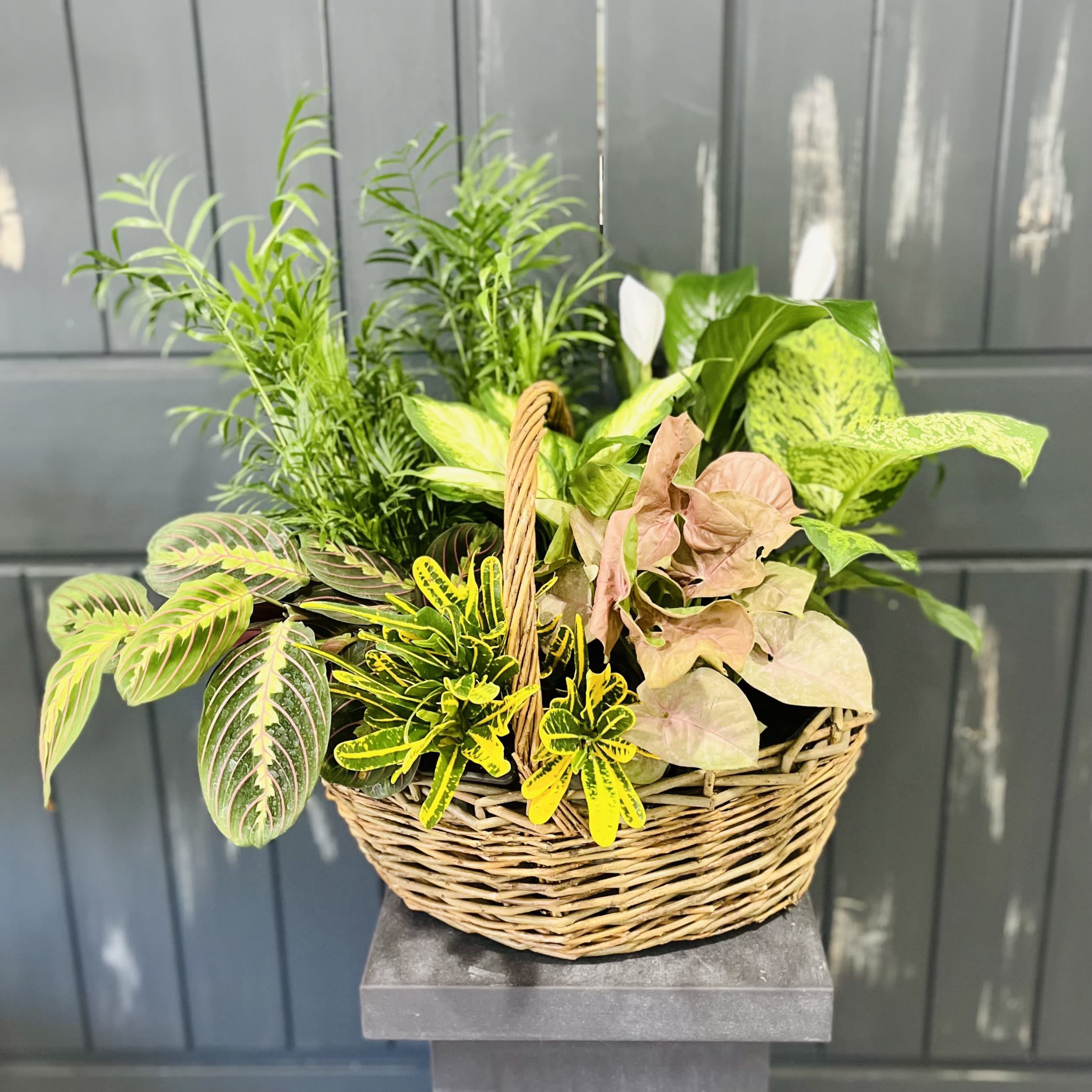 European Lush garden basket Flower Bouquet