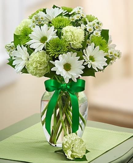 Green Buttons and Daisies Flower Bouquet