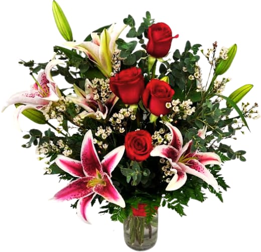 Ruby Stargazer of Love V-1501 Flower Bouquet