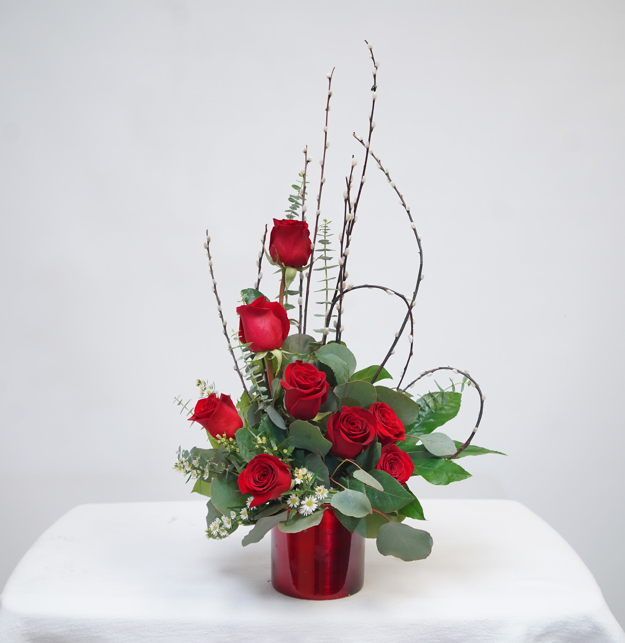 VA-3 Arreglo rosas y pussy willow