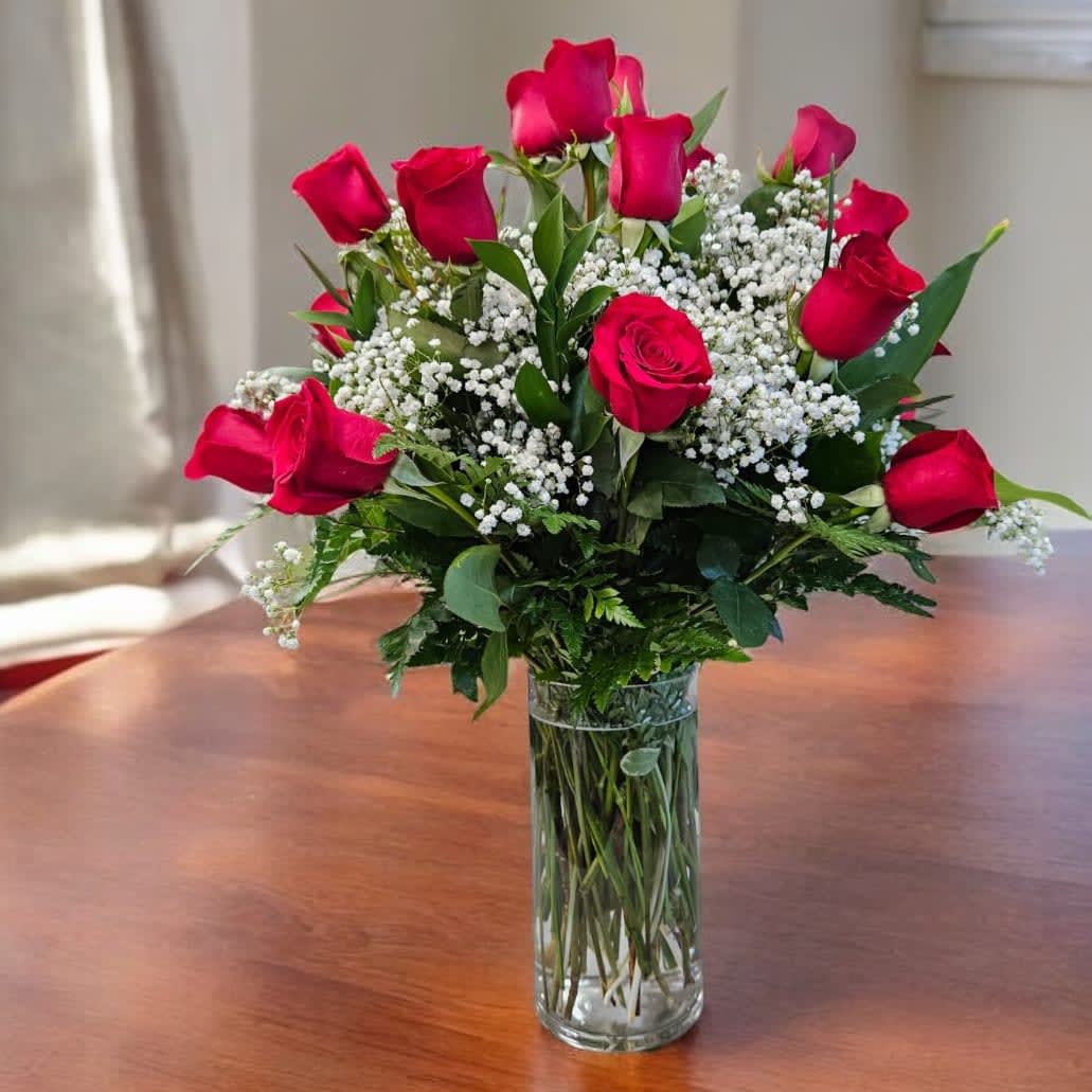 Two Dozen Classic Rose Vase