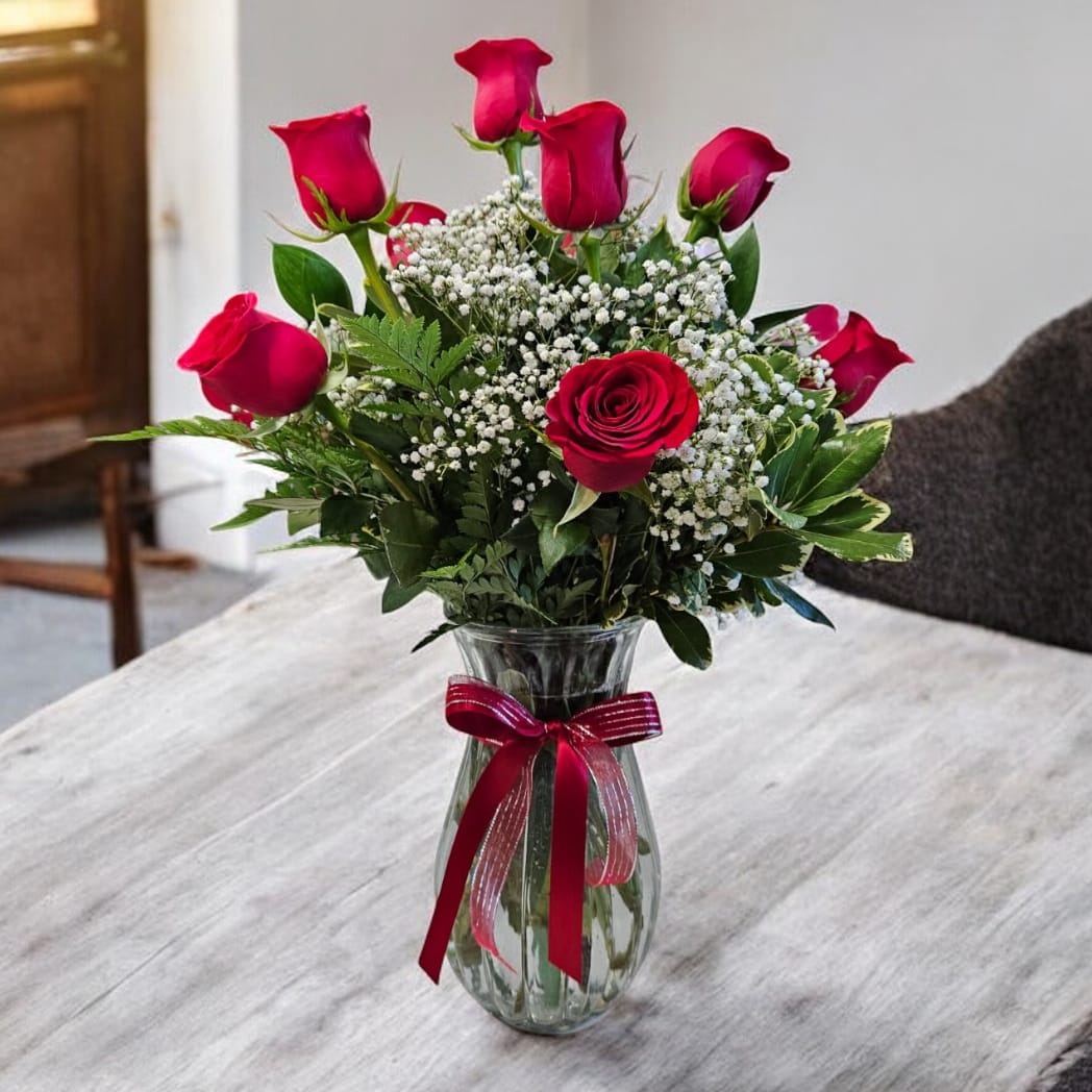 Classic Dozen Vase Flower Bouquet