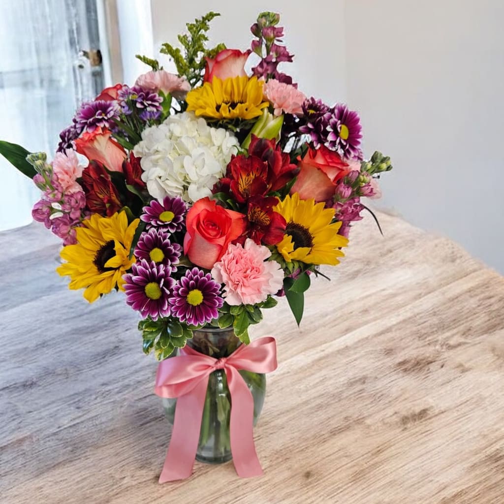 Deluxe Mixed Vase Flower Bouquet