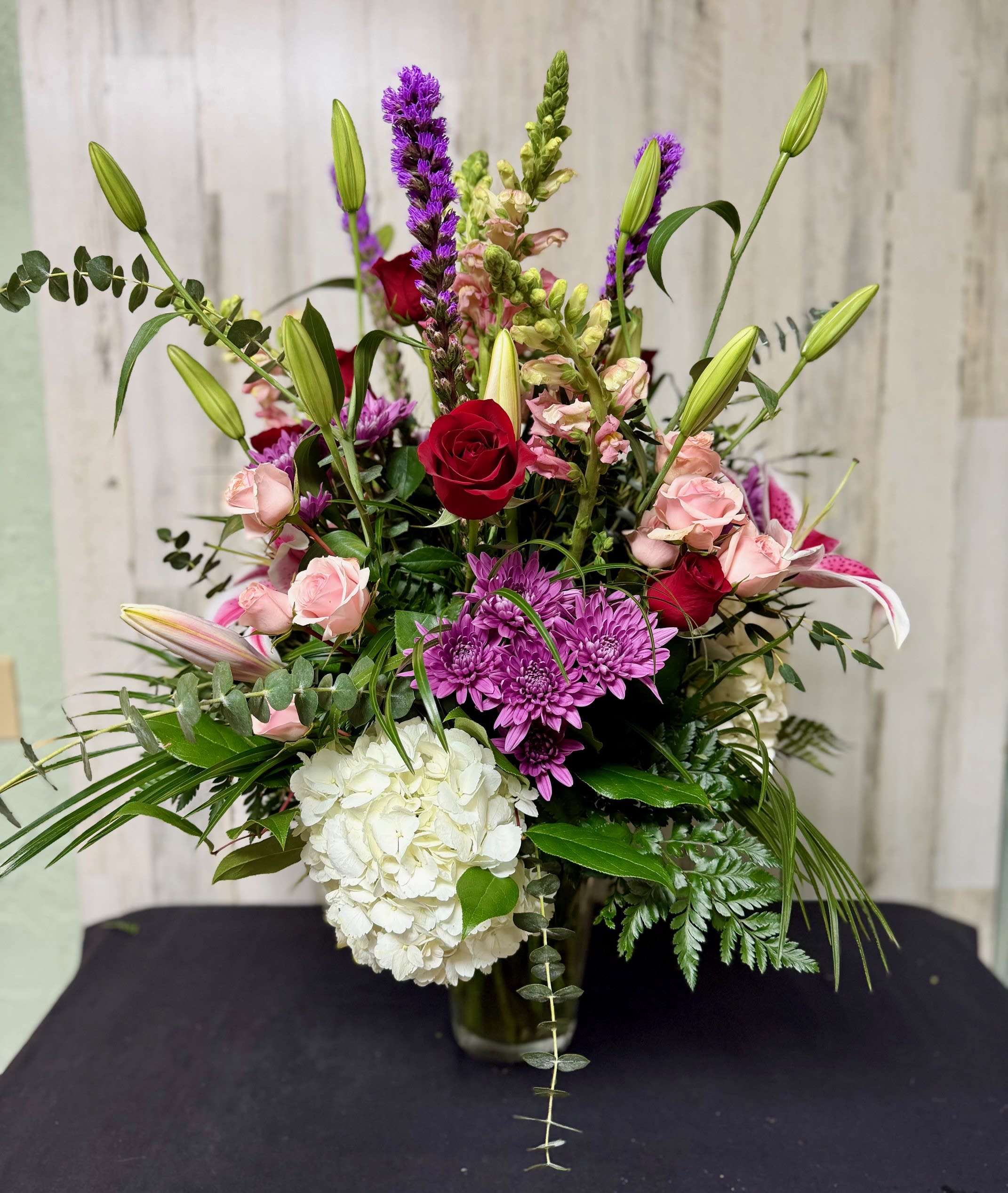 Grand Valentine Flower Bouquet