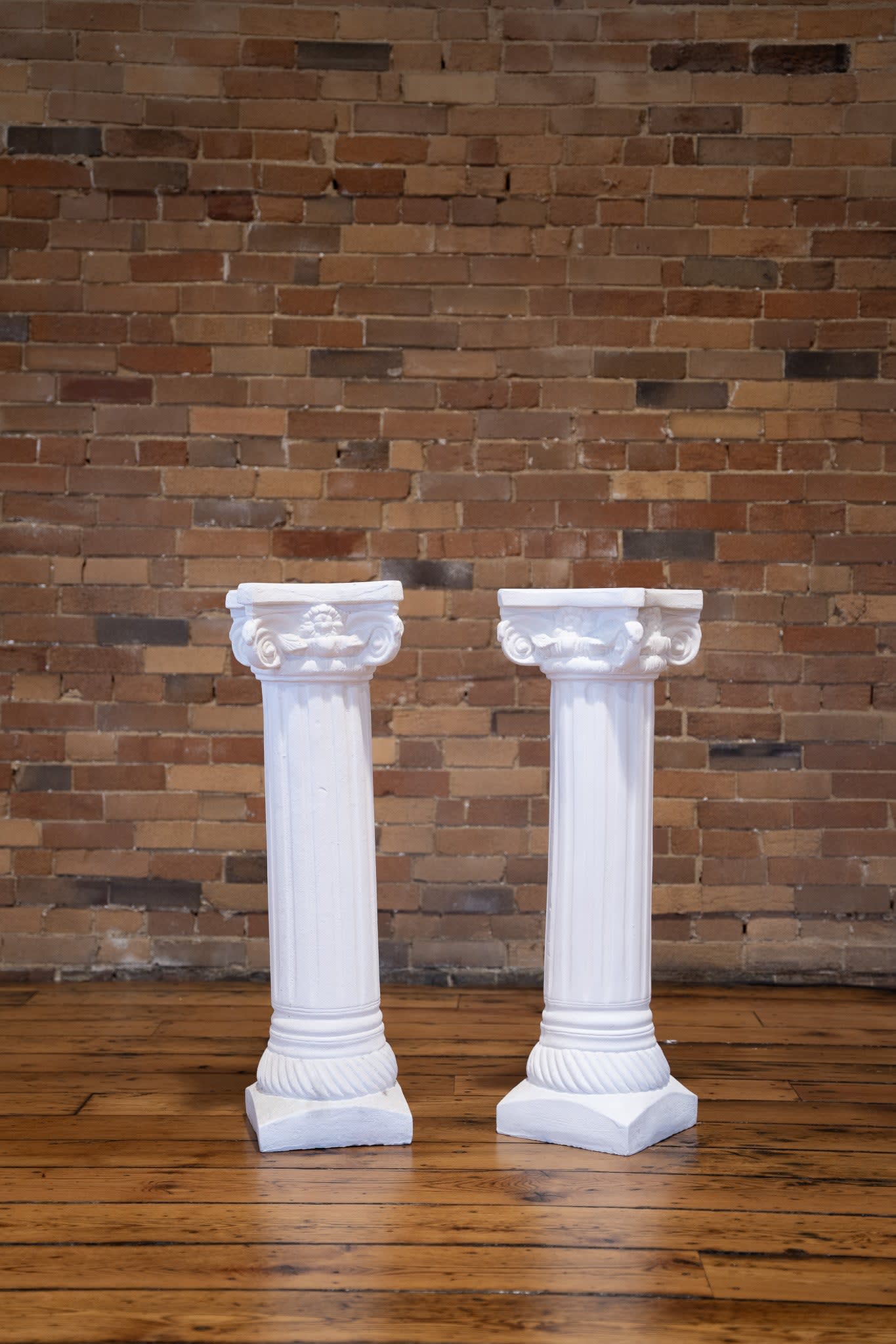 White Pillar | Rental Flower Bouquet