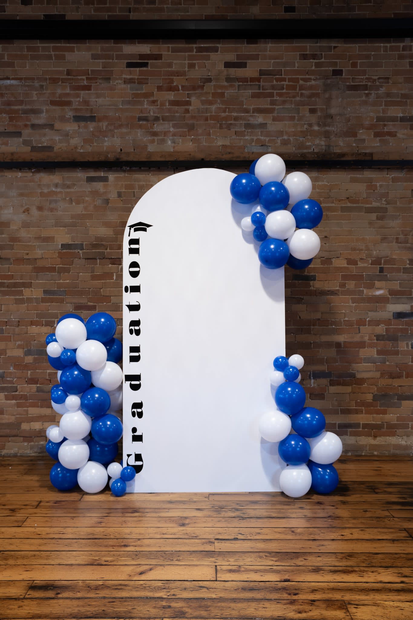 Wooden Arch | Rental Flower Bouquet