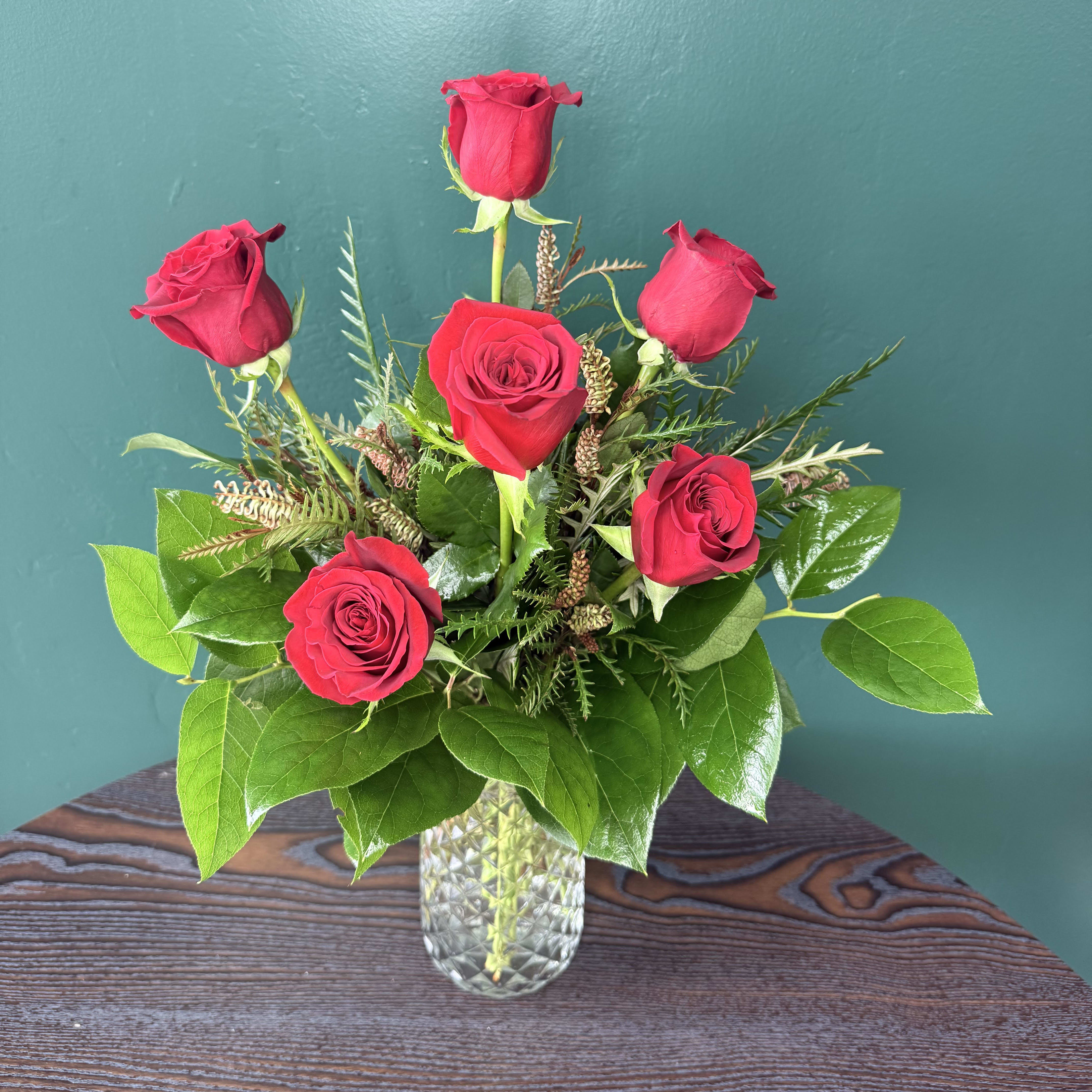 Classic 1/2 Dozen Roses Flower Bouquet
