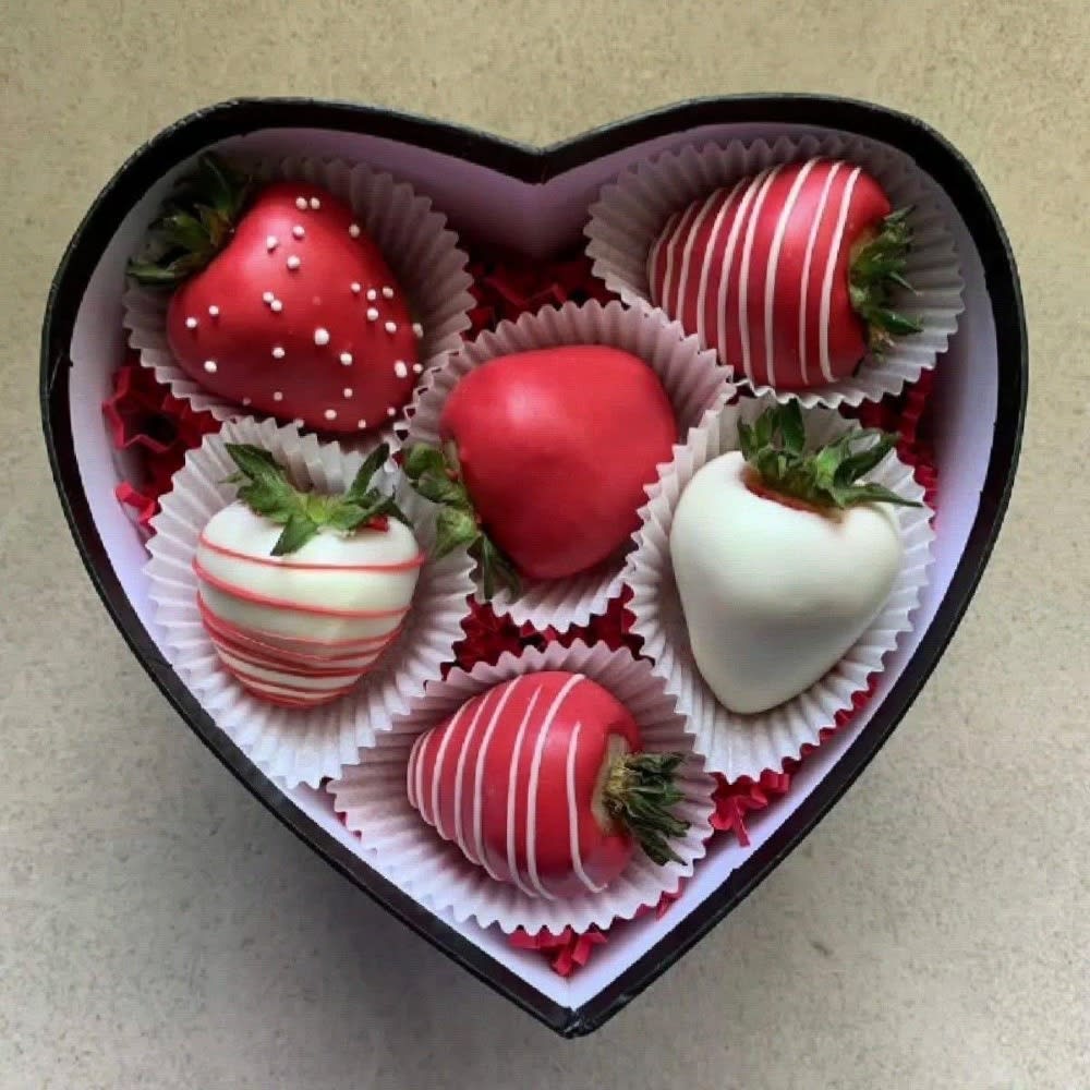 Chocolate Covered Strawberries(Tuesday-Saturday only)