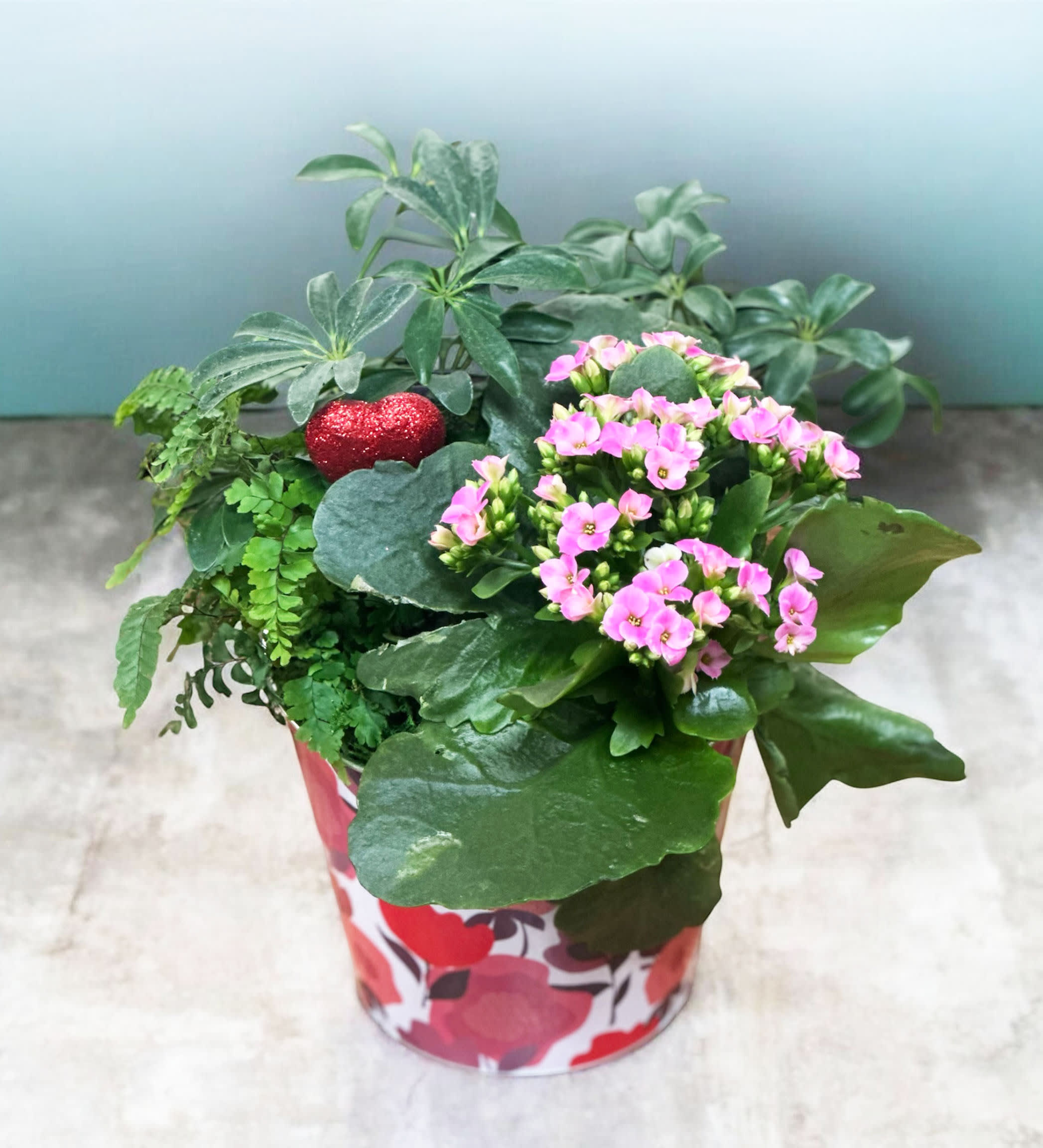 Sweet Hearts Dishgarden