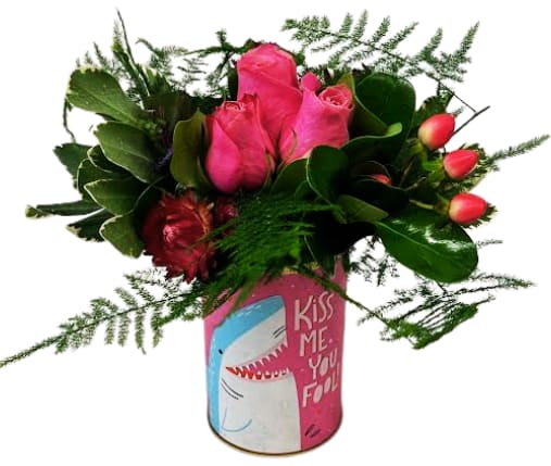 Kiss Me You Fool VM-1442 Flower Bouquet