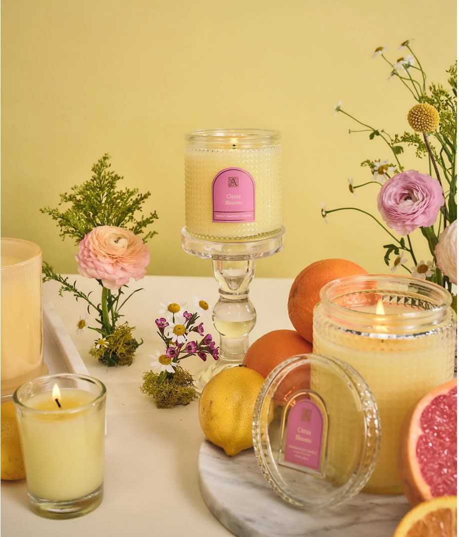 Citrus Blooms - Textured Glass Candle 6 oz,