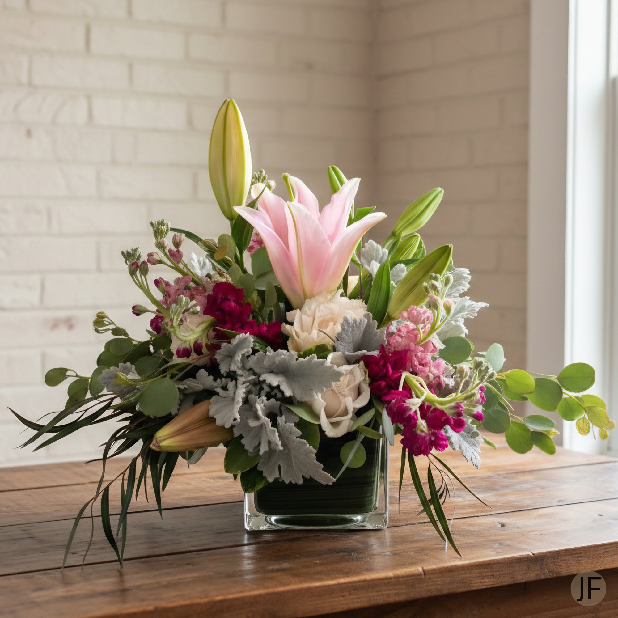 Antique Lily Cube Flower Bouquet