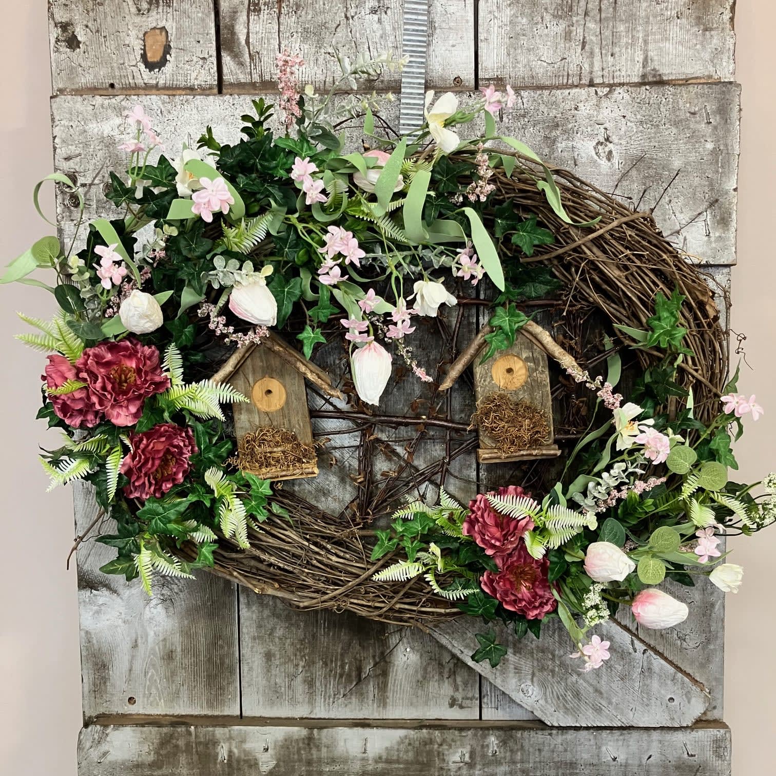 Ivy Lane Birdhouse (Artificial) Wreath