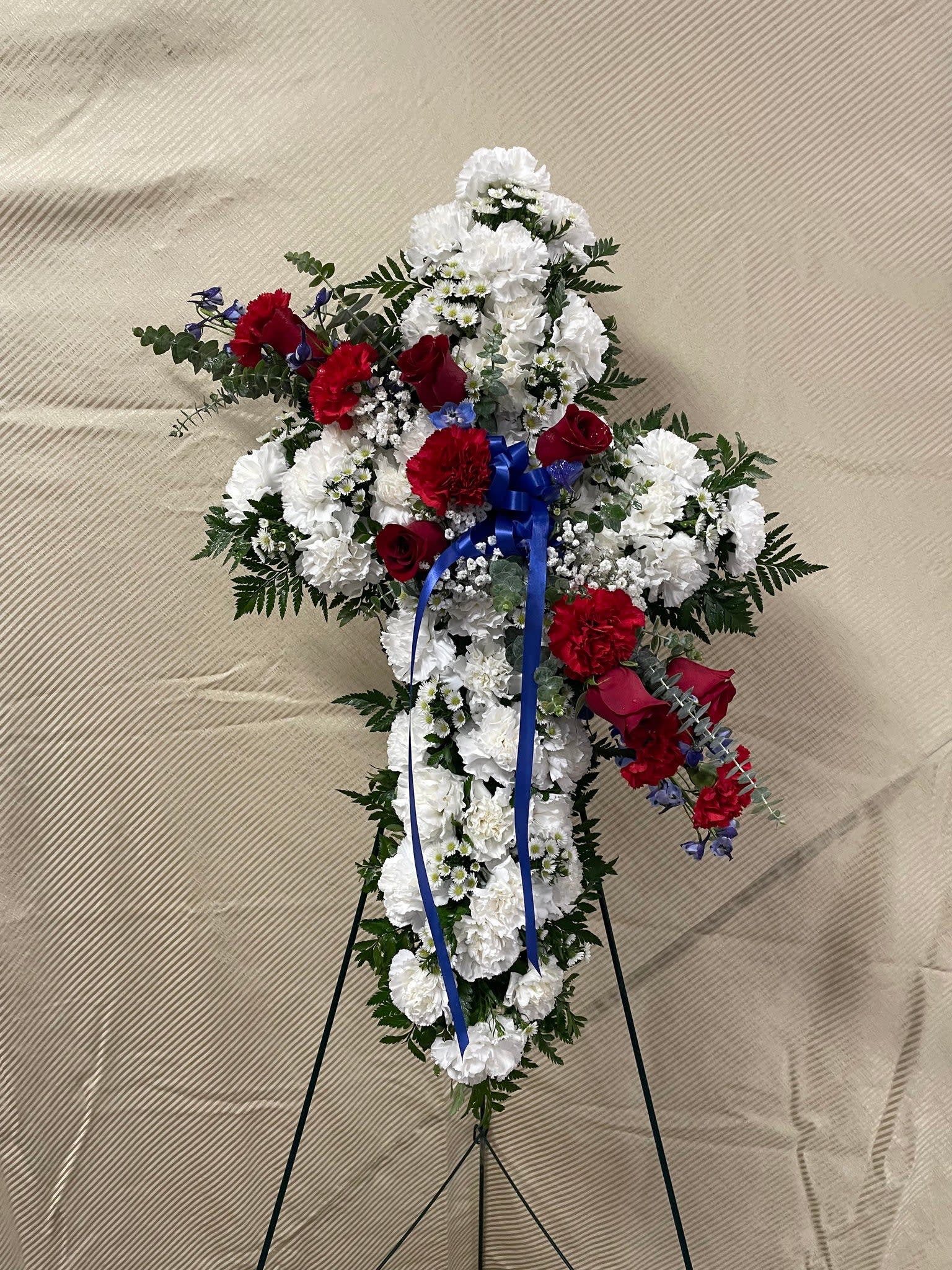 Kings Fallen Hero Cross