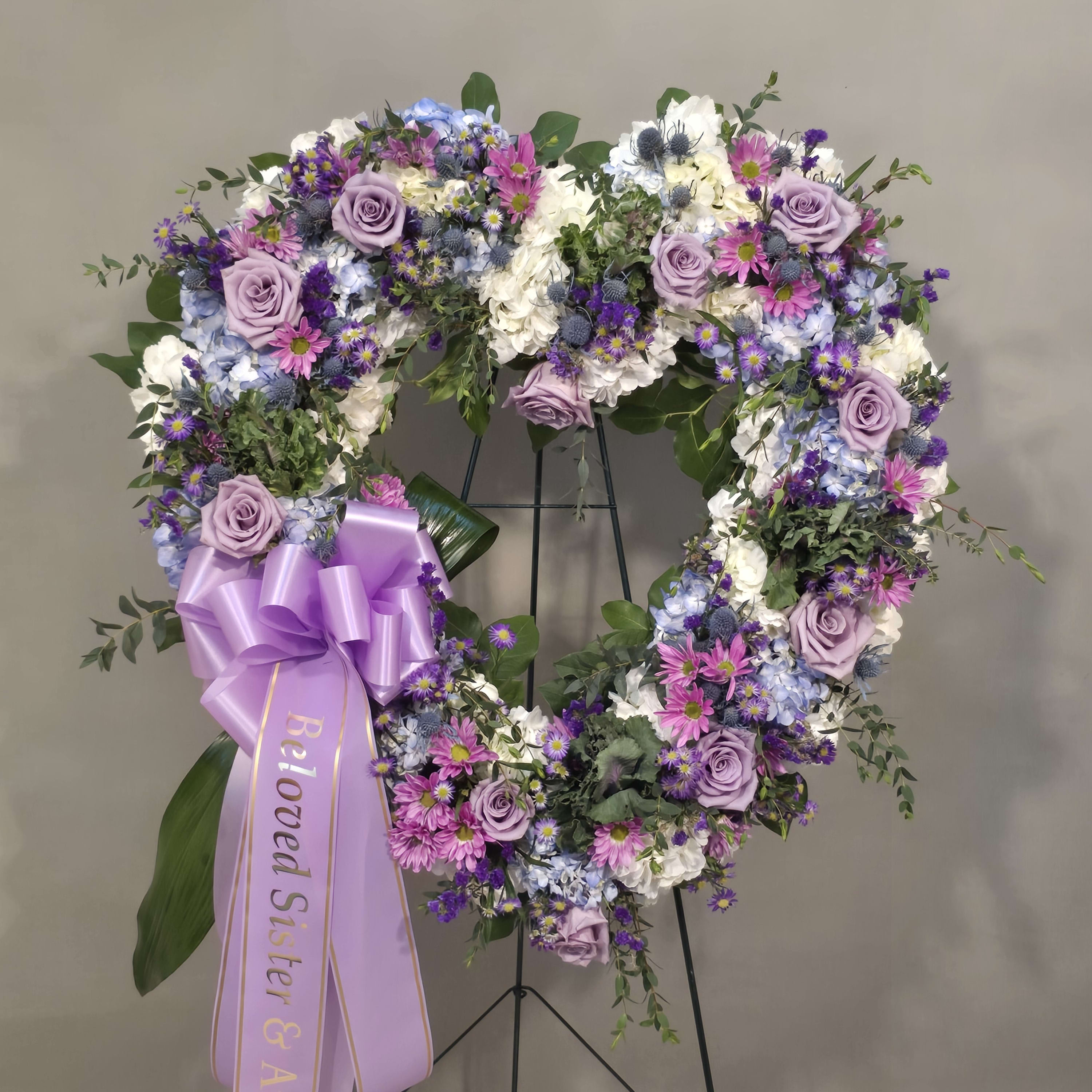 FAITHFUL OPEN HEART STAND