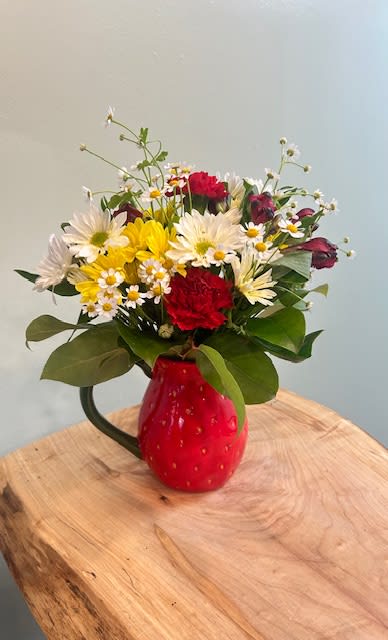 Strawberry Vibes Flower Bouquet