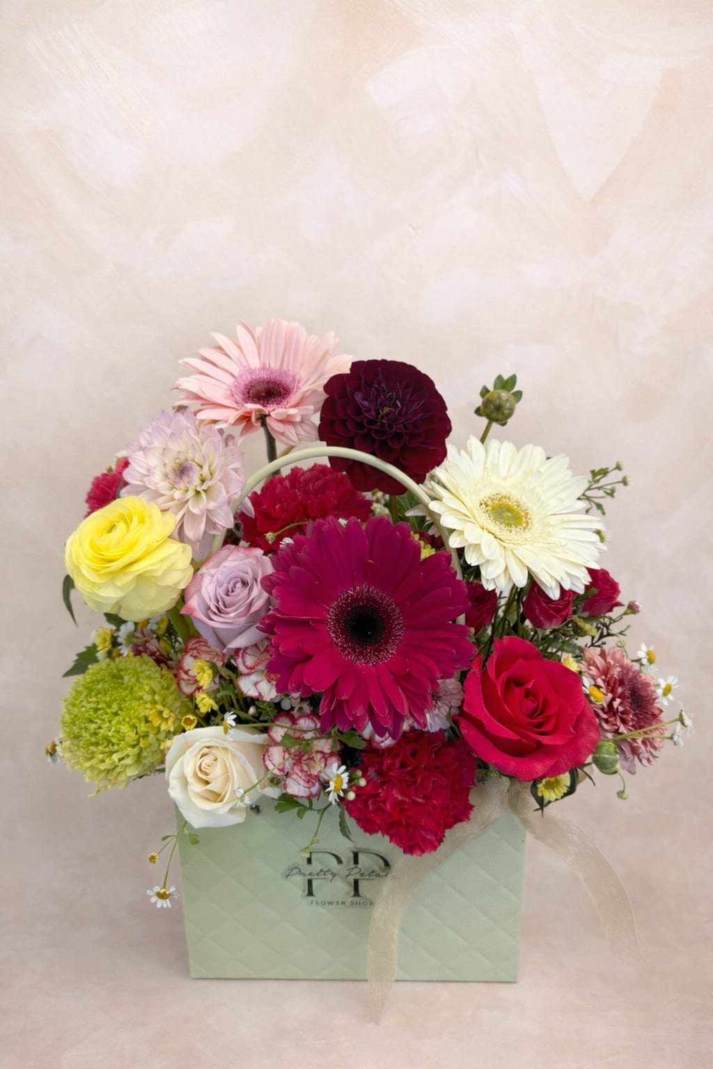 GARDEN IN A PURSE Flower Bouquet