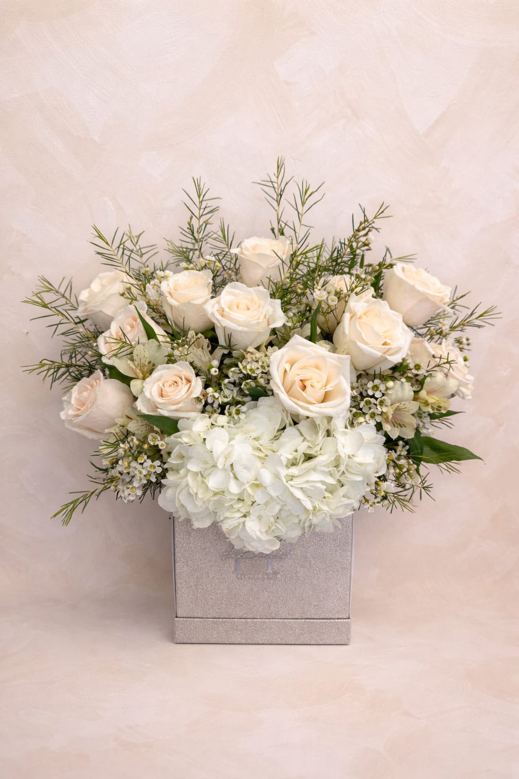 IVORY ELEGANCE Flower Bouquet