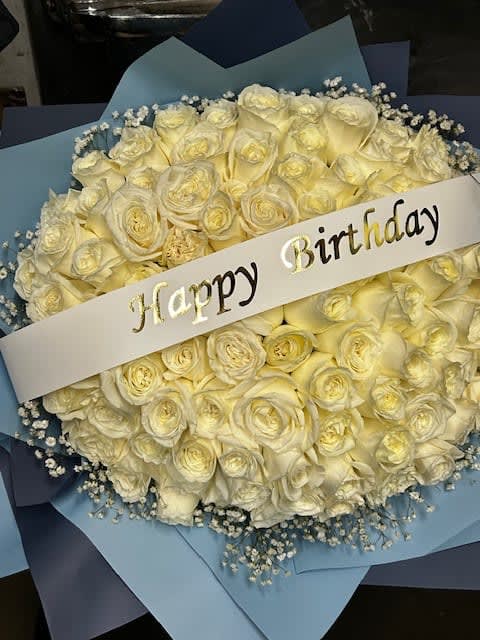 Ramos 100 Rose Bouquet