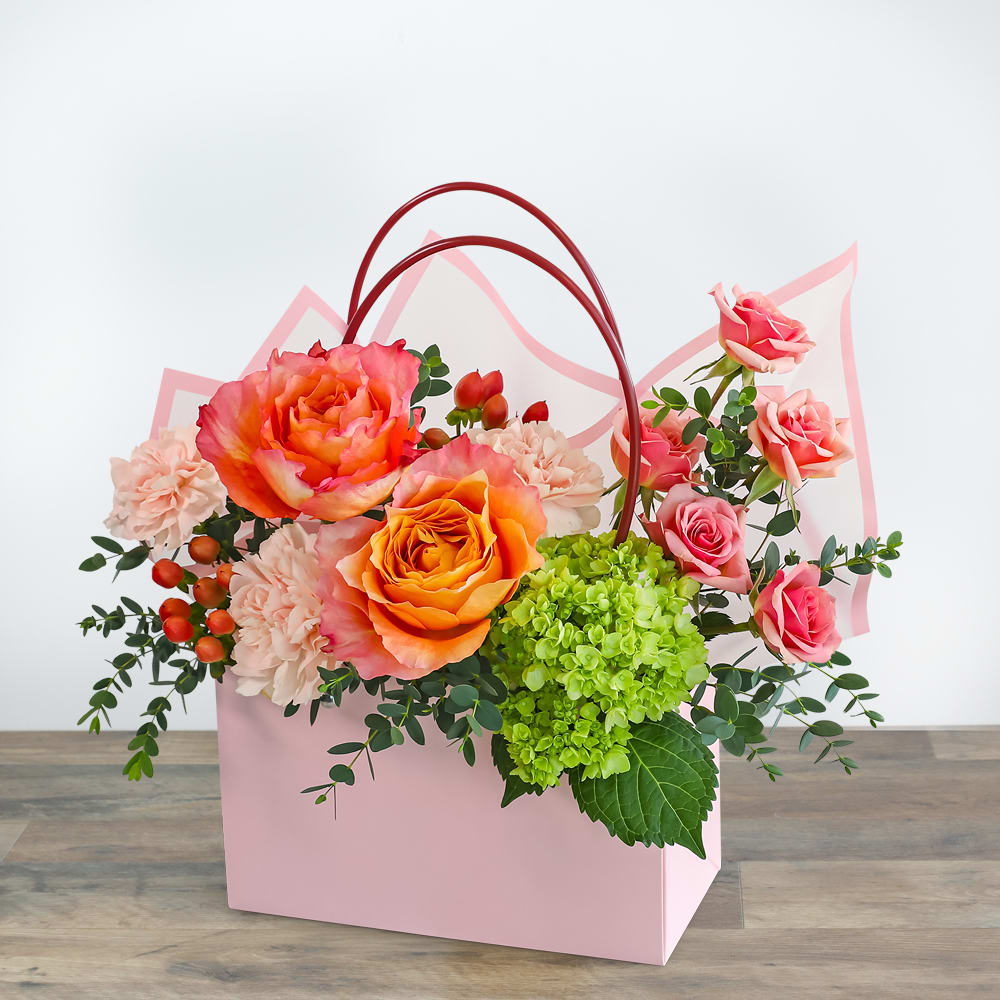 Malibu Tote Flower Bouquet