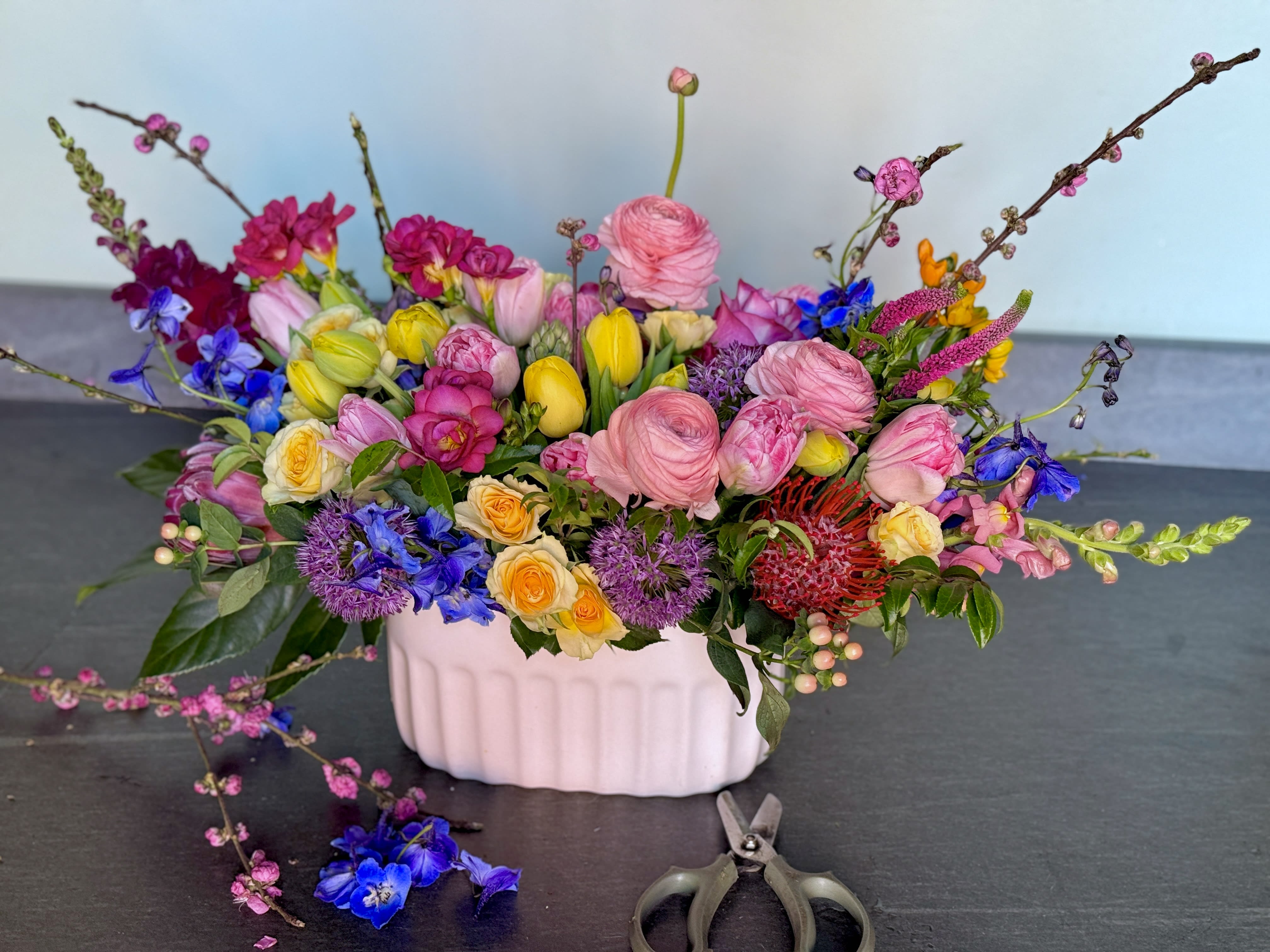 Sprightly Pink Flower Bouquet