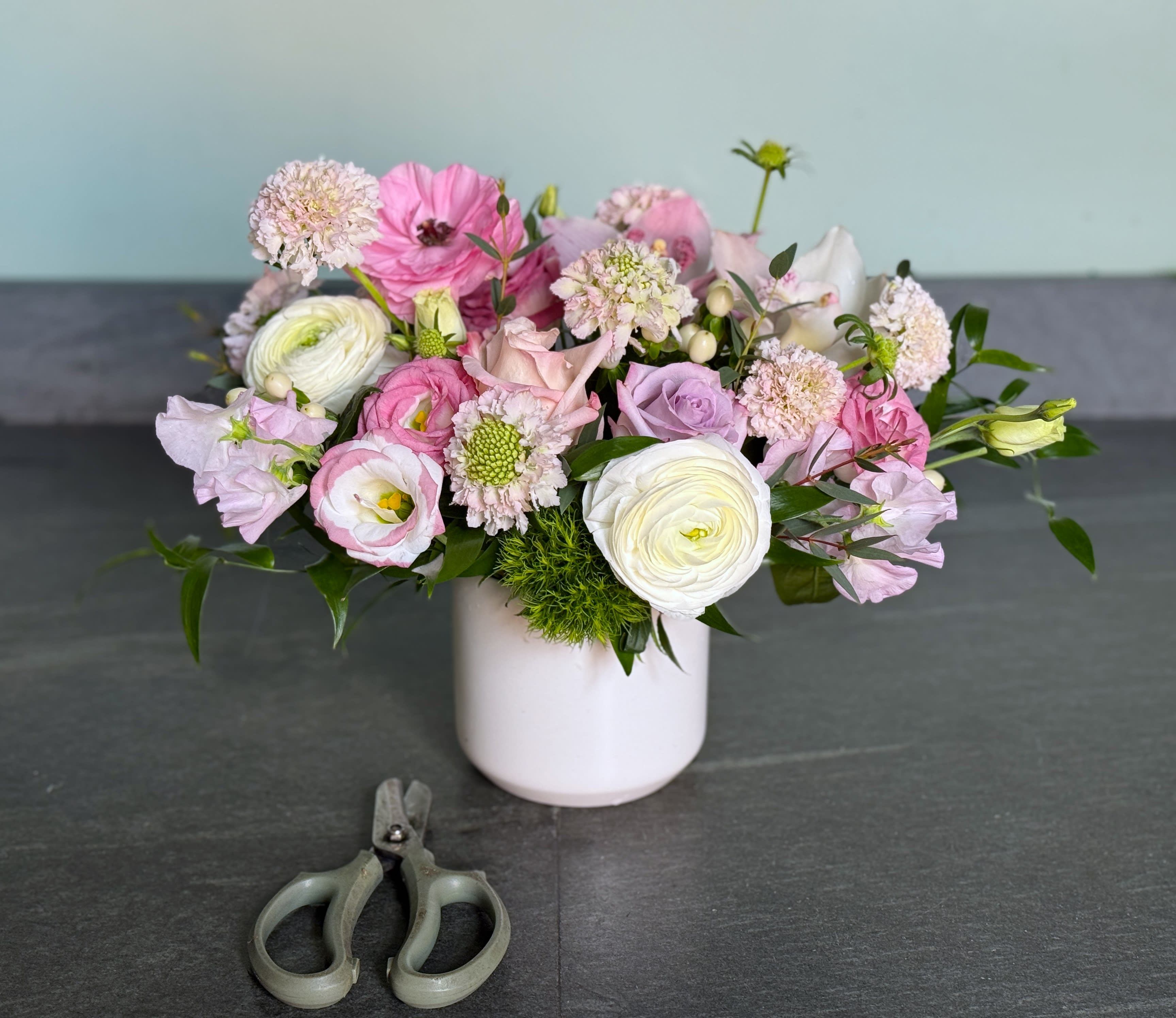 Altamira Pink Flower Bouquet